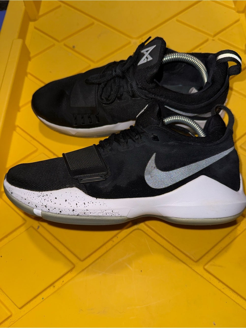 Nike Paul George athletic basketball shoes